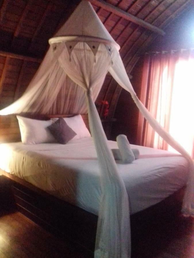 Bamboo Bungalow Jungle View Batununggul Eksteriør bilde